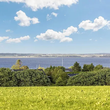 Holiday home 5 Person In Roslev-by Traum