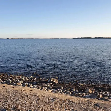 5 Person In Roslev-by Traum Roslev